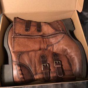 Earth Hemlock Boots